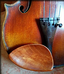 violin chin-rest on Francesco Gobetti 1714