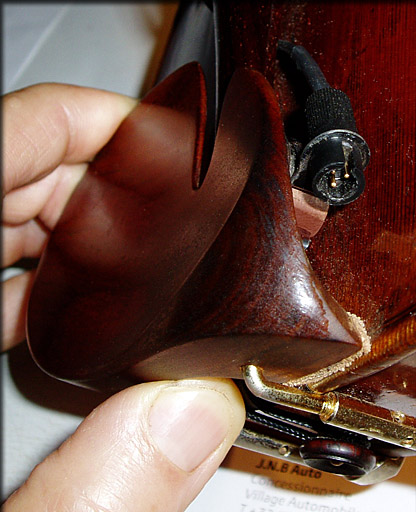 mentonniere avec connectique pour micro stat V de jacques Gay